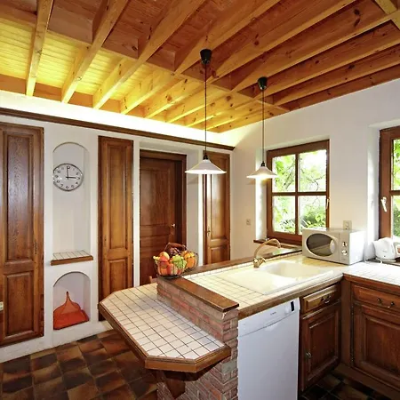 Modern In With Private Garden Casa vacanze Ferrières