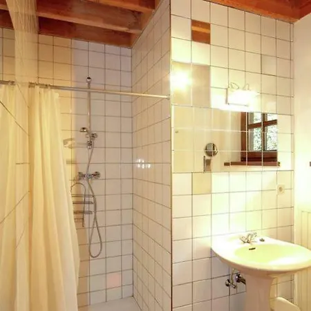 Casa vacanze Modern In With Private Garden